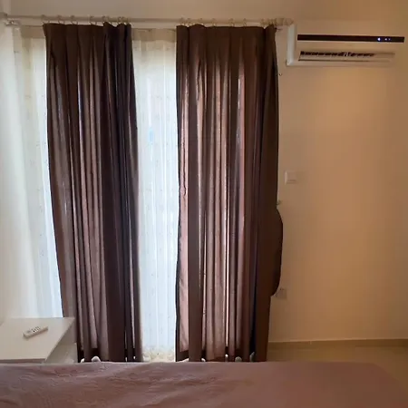 Caesar Apartment